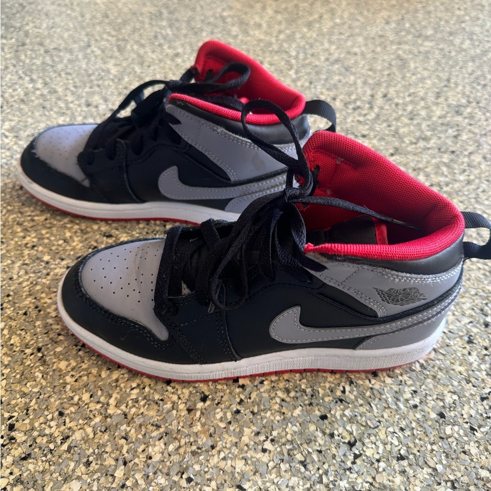 Kids Nike Jordan's Retro Mid Casual